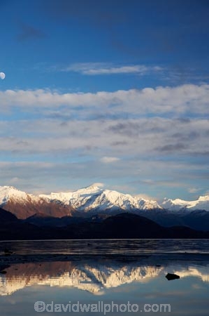 alp;alpine;alps;altitude;Black-Peak;calm;cold;Fog-Peak;freeze;freezing;Harris-Mountains;high-altitude;lake;Lake-Wanaka;lakes;main-divide;mount;mountain;mountain-peak;mountainous;mountains;mountainside;mt;mt.;N.Z.;New-Zealand;NZ;Otago;peak;peaks;placid;quiet;range;ranges;reflection;reflections;S.I.;season;seasonal;seasons;serene;SI;smooth;snow;snow-capped;snow_capped;snowcapped;snowy;South-Is.;South-Island;southern-alps;Southern-Lakes-District;Southern-Lakes-Region;still;summit;summits;tranquil;Wanaka;water;white;winter;wintery