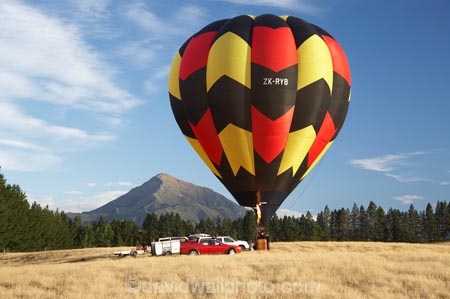 adventure;air;Air-Games;aviation;balloon;ballooning;balloons;color;colorful;colour;colourful;flight;float;floating;fly;flying;horticulture;hot-air-balloon;hot-air-ballooning;hot-air-balloons;Hot_air-Balloon;hot_air-ballooning;hot_air-balloons;hotair-balloon;hotair-balloons;mid-air;mid_air;N.Z.;New-Zealand;New-Zealand-Air-Games;NZ;NZ-Air-Games;Otago;S.I.;SI;South-Island;sport;sports;transport;transportation;Wanaka