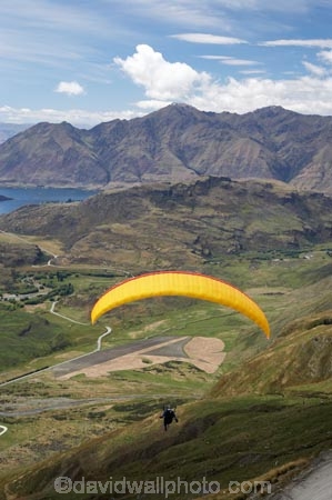 adrenaline;adventure;adventure-tourism;altitude;excite;excitement;extreme;extreme-sport;fly;flyer;flying;free;freedom;N.Z.;New-Zealand;NZ;Otago;paraglide;paraglider;paragliders;paragliding;parapont;paraponter;paraponters;paraponting;paraponts;parasail;parasailer;parasailers;parasailing;parasails;recreation;S.I.;SI;skies;sky;soar;soaring;South-Island;sport;sports;Treble-Cone;view;Wanaka