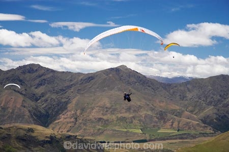adrenaline;adventure;adventure-tourism;altitude;excite;excitement;extreme;extreme-sport;fly;flyer;flying;free;freedom;N.Z.;New-Zealand;NZ;Otago;paraglide;paraglider;paragliders;paragliding;parapont;paraponter;paraponters;paraponting;paraponts;parasail;parasailer;parasailers;parasailing;parasails;recreation;S.I.;SI;skies;sky;soar;soaring;South-Island;sport;sports;view;Wanaka