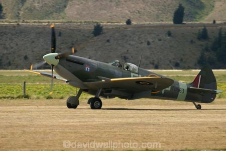 1939;1940;1941;1942;1943;1944;1945;aeroplane;aeroplanes;air-craft;air-display;air-displays;air-force;air-show;air-shows;aircraft;airforce;airplane;airplanes;airshow;airshows;aviating;aviation;aviator;aviators;battle-of-britain;combat;demonstration;display;displays;fighter;fighter-plane;fighter-planes;fighters;flight;flights;fly;flyer;flyers;flying;mark-16;military;new-zealand;nz;pilot;pilots;plane;planes;RAAF;RAF;RNZAF;sky;south-island;spitfire;spitfires;squadron;supermarine;supermarine-Mk-XVI-spitfire;wanaka;war;warbird;warbirds;warbirds-over-wanaka;wars;world-war-2;world-war-two;ww2;WWII