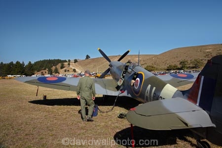 1939;1940;1941;1942;1943;1944;1945;aeroplane;aeroplanes;air-craft;air-display;air-displays;air-force;air-show;air-shows;aircraft;airforce;airplane;airplanes;airshow;airshows;aviating;aviation;aviator;aviators;battle-of-britain;combat;demonstration;display;displays;fighter;fighter-plane;fighter-planes;fighters;flight;flights;fly;flyer;flyers;flying;mark-16;military;Mk.IXc;N.Z.;new-zealand;NZ;Otago;pilot;pilots;plane;planes;PV270;RAAF;RAF;RNZAF;S.I.;SI;sky;South-Is;south-island;spitfire;spitfires;squadron;Sth-Is;supermarine;supermarine-Mk-XVI-spitfire;wanaka;war;warbird;warbirds;Warbirds-over-Wanaka;wars;world-war-2;world-war-two;ww2;WWII