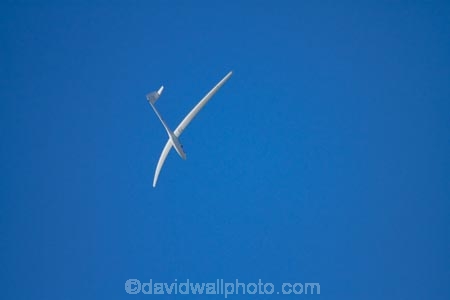 aerobatic-display;Aerobatic-maneuver;aviate;aviation;aviator;aviators;flies;fly;flying;glide;glider;gliders;glides;gliding;loop;loop-de-loop;loop_de_loop;N.Z.;New-Zealand;NZ;Otago;S.I.;sail-plane;sail-planes;sail-planing;sail_plane;sail_planes;sail_planing;sailplane;sailplanes;sailplaning;SI;soar;soaring;South-Is;South-Island;Sth-Is;Wanaka;Warbirds-over-Wanaka;wing;wings