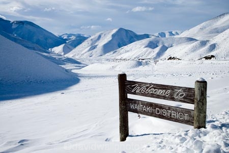 alpine;alpine-pass;alpine-passes;Central-Otago;cold;freeze;freezing;Lindis-Pass;Lindis-Pass-Scenic-Reserve;N.Z.;New-Zealand;North-Otago;NZ;Otago;S.I.;season;seasonal;seasons;SI;snow;snowy;South-Island;white;winter;wintery