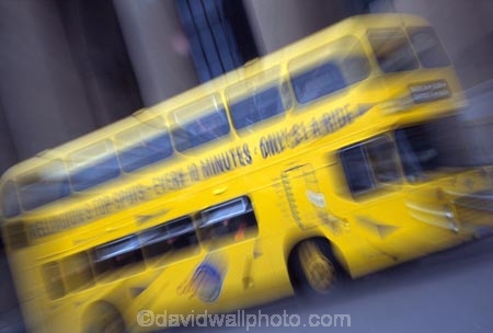 Yellow;Bus;buses;transport;transportation;Wellington;Railway-Station;historic;historical;commute;commuter;commuters;commuting;comute;comuter;comuters;comuting;zoom;fast;zooming