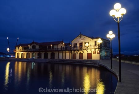 wellington;harbors;harbours;harbor;harbour;waterfront;port;nicholson;water;night;reflections;reflection;lights;rowing-club;boat-shed;historic;historical;building