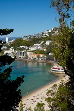 beach;beaches;coast;coastal;harbor;harbors;harbour;harbours;N.I.;N.Z.;New-Zealand;NI;North-Is.;North-Island;Nth-Is;NZ;Oriental-Bay;Oriental-Parade;Oriental-Pde;Port-Nicholson;Te-Whanganui_a_Tara;Wellington;Wellington-Harbor;Wellington-Harbour;Wellington-Waterfront