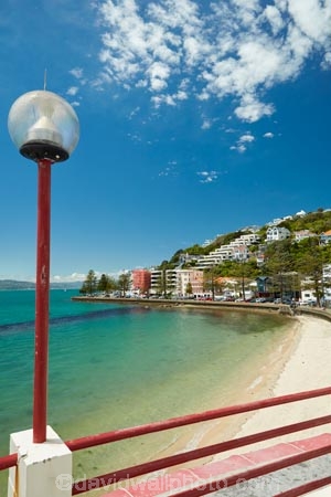 beach;beaches;coast;coastal;harbor;harbors;harbour;harbours;lamp;lamps;light;lights;N.I.;N.Z.;New-Zealand;NI;North-Is;North-Is.;North-Island;Nth-Is;NZ;Oriental-Bay;Oriental-Parade;Oriental-Pde;Port-Nicholson;Wellington;Wellington-Harbor;Wellington-Harbour;Wellington-Waterfront