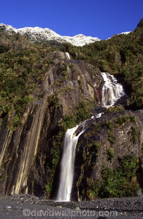 bluff;bluffs;bush;cliff;cliffs;forest;forestry;forests;mountain;mountains;native;natural;nature;water-fall;water-falls;waterfall;waterfalls