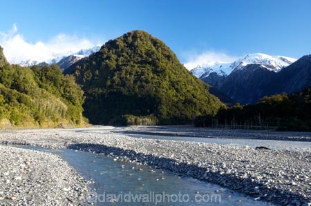 alp;alpine;alps;altitude;Franz-Josef-Glacier;high-altitude;main-divide;mount;mountain;mountain-peak;mountainous;mountains;mountainside;mt;mt.;New-Zealand;peak;peaks;range;ranges;river;rivers;snow;snow-capped;snow_capped;snowcapped;snowy;South-Island;South-West-New-Zealand-World-He;southern-alps;summit;summits;Te-Poutini-National-Park;Te-Wahipounamu;Waiho-River;West-Coast;westland;westland-national-park