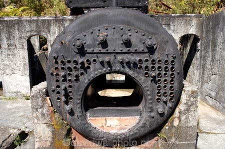abandoned;Abandoned-Coal-Mine;boiler;boilers;building;buildings;coal-mine;coal-mines;derelict;Granity;heritage;historic;historical;history;Millerton;mine;mines;New-Zealand;old;Old-Boiler;shower;Shower-Block;showers;south-island;west-coast;westland