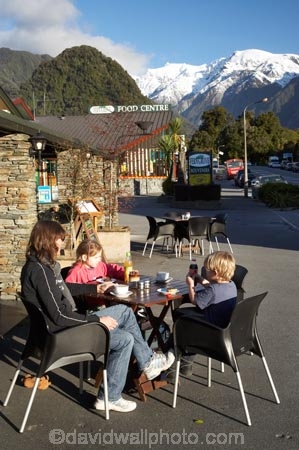 alp;alpine;alps;altitude;cafe;cafes;child;children;cuisine;dine;diners;dining;eat;eating;family-families;food;high-altitude;little-boy;little-boys;little-girl;little-girls;main-divide;mother-mothers;mount;mountain;mountain-peak;mountainous;mountains;mountainside;mt;mt.;N.Z.;New-Zealand;NZ;peak;peaks;range;ranges;S.I.;SI;snow;snow-capped;snow_capped;snowcapped;snowy;South-Is.;South-Island;southern-alps;summit;summits;West-Coast;Westland