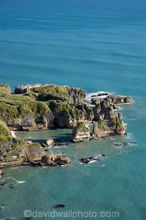 aerial;aerial-photo;aerial-photograph;aerial-photographs;aerial-photography;aerial-photos;aerial-view;aerial-views;aerials;coast;coastal;coastline;coastlines;coasts;Dolomite-Point;eroded;form;formation;formations;geological;geological-formation;geology;headland;headlands;N.Z.;national-park;national-parks;natural;New-Zealand;NZ;ocean;Pancake-Rocks;Paparoa-National-Park;point;points;promontories;promontory;Punakaiki;rock;rock-formation;rock-formations;rocks;S.I.;sea;sedementary;shore;shoreline;shorelines;shores;SI;South-Island;Tasman-Sea;tourism;water;West-Coast;Westland