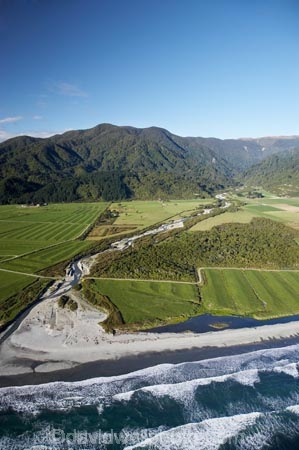 aerial;aerial-photo;aerial-photograph;aerial-photographs;aerial-photography;aerial-photos;aerial-view;aerial-views;aerials;agricultural;agriculture;beach;beaches;coast;coastal;coastline;coastlines;coasts;country;countryside;farm;farming;farmland;farms;field;fields;meadow;meadows;N.Z.;New-Zealand;NZ;ocean;oceans;paddock;paddocks;Pakiroa-Beach;pasture;pastures;rural;S.I.;sand;sandy;sea;seas;shore;shoreline;shorelines;shores;SI;South-Island;surf;Tasman-Sea;water;wave;waves;West-Coast;Westland