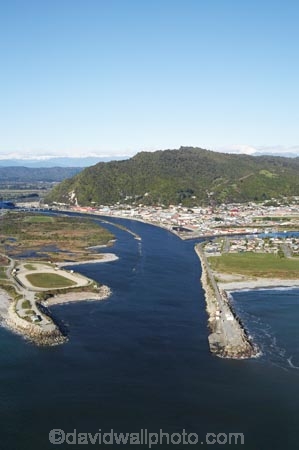 aerial;aerial-photo;aerial-photograph;aerial-photographs;aerial-photography;aerial-photos;aerial-view;aerial-views;aerials;coast;coastal;coastline;coastlines;coasts;Cobden-Island;Grey-River;Grey-River-Bar;Grey-River-Mouth;Greymouth;Greymouth-Bar;Greymouth-Harbour-Bar;Mawheranui;N.Z.;New-Zealand;NZ;ocean;Peter-Ridge;river;rivers;S.I.;sea;shore;shoreline;shorelines;shores;SI;South-Island;Tasman-Sea;water;West-Coast;Westland
