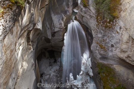AB;Alberta;Albertas-Rockies;Canada;Canadian;Canadian-Cordillera;Canadian-Rockies;Canadian-Rocky-Mountain-Parks;Canadian-Rocky-Mountain-Parks-World-Heritage-Site;canyon;canyons;cascade;cascades;cold;creek;creeks;eroded;erosion;falls;gorge;gorges;ice;icy;Jasper-N.P.;Jasper-National-Park;Jasper-NP;karst-landscape;limestone;Maligne-Canyon;Maligne-River;national-park;national-parks;natural;nature;North-America;North-American-Cordillera;North-American-Rocky-Mountains-Range;ravine;ravines;Rocky-Mountains;Rocky-Mountains-Range;scene;scenic;slot-canyon;slot-canyons;stream;streams;UN-world-heritage-area;UN-world-heritage-site;UNESCO-World-Heritage-area;UNESCO-World-Heritage-Site;united-nations-world-heritage-area;united-nations-world-heritage-site;water;water-fall;water-falls;waterfall;waterfalls;Western-Canada;Western-Cordillera;wet;winter;world-heritage;world-heritage-area;world-heritage-areas;World-Heritage-Park;World-Heritage-site;World-Heritage-Sites