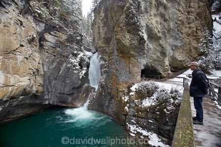 AB;Alberta;Albertas-Rockies;Banff-N.P.;Banff-National-Park;Banff-NP;Canada;Canadian;Canadian-Cordillera;Canadian-Rockies;Canadian-Rocky-Mountain-Parks;Canadian-Rocky-Mountain-Parks-World-Heritage-Site;canyon;canyons;cascade;cascades;cold;creek;creeks;eroded;erosion;falls;freeze;freezing;gorge;gorges;Johnston-Canyon;Johnston-Creek;lower-falls;lower-falls-Johnston-Canyon;natural;nature;North-America;North-American-Cordillera;North-American-Rocky-Mountains-Range;people;person;ravine;ravines;Rocky-Mountains;Rocky-Mountains-Range;scene;scenic;season;seasonal;seasons;slot-canyon;slot-canyons;snow;snowy;stream;streams;tourism;tourist;tourists;UN-world-heritage-area;UN-world-heritage-site;UNESCO-World-Heritage-area;UNESCO-World-Heritage-Site;united-nations-world-heritage-area;united-nations-world-heritage-site;walker;water;water-fall;water-falls;waterfall;waterfalls;Western-Canada;Western-Cordillera;wet;white;winter;wintery;world-heritage;world-heritage-area;world-heritage-areas;World-Heritage-Park;World-Heritage-site;World-Heritage-Sites