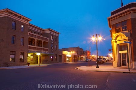 AB;Alberta;ale-house;ale-houses;architecture;bar;bars;building;buildings;Canada;Canadian;colonial;dusk;evening;Fort-MacLeod;Fort-McLeod;free-house;free-houses;heritage;historic;historic-building;historic-buildings;historical;historical-building;historical-buildings;history;hotel;hotels;night;night-time;North-America;old;place;places;pub;public-house;public-houses;pubs;Queens-Hotel;Queens-Hotel;Queens-Hotel-and-Bar;saloon;saloons;tavern;taverns;tradition;traditional;twilight;Western-Canada