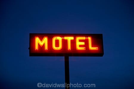 AB;Alberta;Canada;Canadian;dusk;evening;Fort-MacLeod;Fort-McLeod;motel-sign;motel-signs;neon;neon-sign;neons;night;night-time;noen-signs;North-America;sign;signs;twilight;Western-Canada