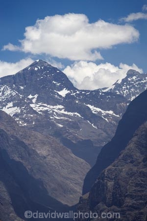 aerial;aerial-photo;aerial-photograph;aerial-photographs;aerial-photography;aerial-photos;aerial-view;aerial-views;aerials;alp;alpine;alps;altitude;Andean-cordillera;Andes;Andes-Mountain-Range;Andes-Mountains;Andes-Range;Chile;glacial-valley;glacial-valleys;high-altitude;mount;mountain;mountain-peak;mountainous;mountains;mountainside;mt;mt.;peak;peaks;range;ranges;Rio-Blanco-Valley;snow;snow-capped;snow_capped;snowcapped;snowy;South-America;Sth-America;valley;valleys