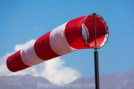 air-sock;air-socks;airsock;airsocks;aviation;blue;Chile;Club-de-Planeadores-de-Santiago;fly;flying;Municipal-de-las-Condes;Municipal-de-Vitacura;red;Santiago;SCLC;South-America;Sth-America;Vitacura-Airfield;Vitacura-Airport;white;wind;wind-direction;wind-sleeve;wind-sleeves;wind-sock;wind-socks;wind-speed;wind_sock;wind_socks;windsock;windsocks;windy