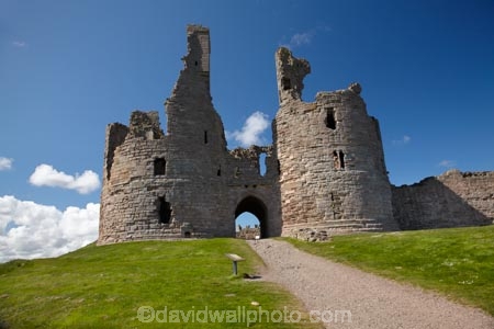 1313;abandon;abandoned;battlement;battlements;Britain;British-Isles;building;buildings;castellated;castellations;castle;castle-ruins;castles;crenellation;crenellations;derelict;dereliction;deserted;desolate;desolation;Dunstanburgh-Castle;Dunstanburgh-Castle-Ruins;England;English;Europe;fort;fortification;fortress;fortresses;G.B.;GB;Grade-listed-building;Great-Britain;heritage;historic;historic-building;historic-buildings;historical;historical-building;historical-buildings;history;N.E.-England;NE-England;North-East-England;Northumberland;old;ruin;ruined-castle;ruins;run-down;stone-buidling;stone-buildings;tradition;traditional;U.K.;UK;United-Kingdom