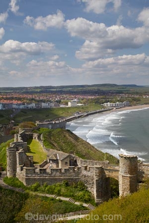 abandon;abandoned;battlement;battlements;Britain;British-Isles;building;buildings;castellated;castellations;castle;castle-ruins;castles;coast;coastal;coastline;coastlines;coasts;crenellation;crenellations;derelict;dereliction;deserted;desolate;desolation;England;English;Europe;foreshore;fort;fortification;fortress;fortresses;G.B.;GB;Great-Britain;heritage;historic;historic-building;historic-buildings;historical;historical-building;historical-buildings;history;N.E.-England;NE-England;North-East-England;North-Sea;North-Yorkshire;ocean;old;ruin;ruined-castle;ruins;run-down;Scarborough;Scarborough-Castle;sea;shore;shoreline;shorelines;shores;stone-buidling;stone-buildings;tradition;traditional;U.K.;UK;United-Kingdom;water;Yorkshire