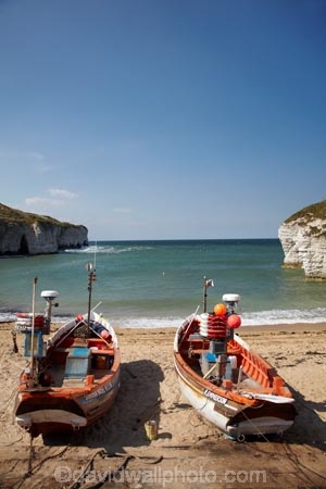 bay;bays;beach;beaches;boat;boats;Britain;British-Isles;coast;coastal;coastline;coastlines;coasts;coble;cobles;commercial-fishing-boat;commercial-fishing-boats;Emerson;England;English;Europe;fishing-boat;fishing-boats;Flamborough-Head;Flamborough-Headland;Flamborough-North-Landing;foreshore;G.B.;GB;Great-Britain;N.E.-England;NE-England;North-East-England;North-Landing;North-Sea;ocean;oceans;open-fishing-boat;open-fishing-boats;sand;sandy;sea;seas;shore;shoreline;shorelines;shores;surf;U.K.;UK;United-Kingdom;water;wave;waves;wooden-boat;wooden-boats;wooden-fishing-boat;wooden-fishing-boats;Yorkshire