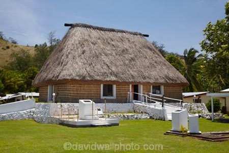 architecture;Fij;Fiji-Islands;Fijian-village;Fijian-villages;island;islands;Malolo-Is;Malolo-Island;Mamanuca-Is;Mamanuca-Islands;Mamanucas;meeting-house;meeting-houses;Pacific;Shell-Village;Shell-Village-trip;Solevu;Solevu-Village;South-Pacific;thatch;thatched-roof;thatching;traditional-house;traditional-houses;village;villages