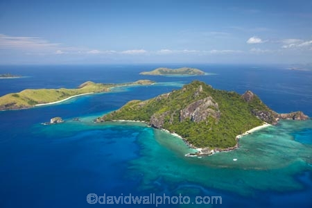 aerial;aerial-photo;aerial-photograph;aerial-photographs;aerial-photography;aerial-photos;aerial-view;aerial-views;aerials;aqua;aquamarine;blue;clean-water;clear-water;coast;coastal;coastline;coastlines;coasts;cobalt-blue;cobalt-ultramarine;cobaltultramarine;coral;coral-reef;coral-reefs;corals;Fij;Fiji;Fiji-Islands;foreshore;Mamanuca-Group;Mamanuca-Is;Mamanuca-Island-Group;Mamanuca-Islands;Mamanuca_i_Cake-Group;Mamanucas;Monu-Is;Monu-Island;ocean;Pacific;Pacific-Island;Pacific-Islands;reef;reefs;sea;shore;shoreline;shorelines;shores;South-Pacific;teal-blue;tropical-island;tropical-islands;tropical-reef;tropical-reefs;turquoise;water;Yanuya-Is;Yanuya-Island