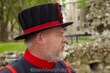 4148;Beefeater;Beefeaters;britain;ceremonial;ceremony;england;Europe;G.B.;GB;great-britain;guard;guards;Her-Majestys-Royal-Palace-and-Fortress;icon;iconic;icons;kingdom;london;male;military;people;person;Sovereigns-Body-Guard-of-the-Yeoman-Guard-Extraordinary;The-Tower;The-Tower-of-London;Tower-of-London;U.K.;uk;uniform;uniforms;united;United-Kingdom;Yeoman-Warder;Yeoman-Warders