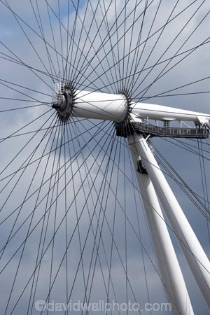 amusement-ride;amusement-rides;architectural;Britain;cantilever;cantilevered-observation-wheel;England;Europe;Ferris-wheel;Ferris-wheels;G.B.;GB;Great-Britain;hib;hubs;icon;iconic;icons;Jubilee-Gardens;landmark;landmarks;London;London-Eye;Millennium-Wheel;observation-wheel;observation-wheels;passenger-capsule;passenger-capsules;passenger-pod;passenger-pods;South-Bank;Southbank;spoke;spokes;structure;structures;tie-rod;tie-rods;tourism;tourist-attraction;tourist-attractions;U.K.;UK;United-Kingdom;wheel;wheels