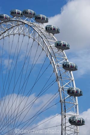 amusement-ride;amusement-rides;architectural;Britain;England;Europe;Ferris-wheel;Ferris-wheels;G.B.;GB;Great-Britain;icon;iconic;icons;Jubilee-Gardens;landmark;landmarks;London;London-Eye;Millennium-Wheel;observation-wheel;observation-wheels;passenger-capsule;passenger-capsules;passenger-pod;passenger-pods;South-Bank;Southbank;spoke;spokes;structure;structures;tie-rod;tie-rods;tourism;tourist-attraction;tourist-attractions;U.K.;UK;United-Kingdom;wheel;wheels