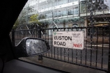 Britain;Camden;car-window;England;Europe;Euston-Rd;Euston-Road;G.B.;GB;Great-Britain;London;NW1;rainy-day;road-sign;road-signs;sign;sign-in-rain;signs;street-scene;street-scenes;street-sign;street-signs;U.K.;UK;United-Kingdom