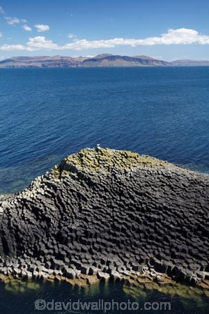 The-Herdsman;Am-Buachaille;Argyll-and-Bute;basalt-column;basalt-columns;basalt-formation;basalt-formations;basaltic-lava;Britain;columnar-basalt;columnar-jointed-basalt;extrusive-volcanic-rock;formations;G.B.;GB;geological;geology;Great-Britain;hexagonal-basalt-columns;hexagonally-jointed-basalt-columns;Highlands;Inner-Hebrides;Island-of-Mull;Island-of-Staffa;Isle-of-Mull;Isle-of-Staffa;lava-column;lava-columns;Mull;Mull-Island;National-Nature-Reserve;polygonal;Polygonal-basalt;rock;rock-column;rock-columns;rock-formation;rock-formations;rock-outcrop;rock-outcrops;rocks;Scotland;Scottish-Highlands;Stafa;Staffa;Staffa-Island;stone;U.K.;UK;United-Kingdom;volcanic-column;volcanic-columns;volcanic-formation;volcanic-formations;volcanic-rock