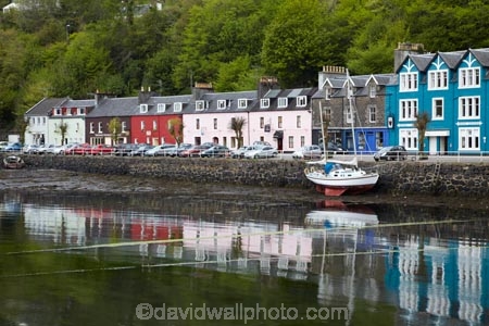 Argyll-and-Bute;Britain;calm;G.B.;GB;Great-Britain;Highlands;Inner-Hebrides;Island-of-Mull;Isle-of-Mull;Main-Street;Mull;Mull-Island;placid;quiet;reflection;reflections;Scotland;Scottish-Highlands;serene;smooth;Sound-of-Mull;still;terrace-house;terrace-houses;terraced-house;terraced-houses;Tobermory;Tobermory-Bay;Tobermory-Harbour;Tobermory-Waterfront;tranquil;U.K.;UK;United-Kingdom;water;waterfront