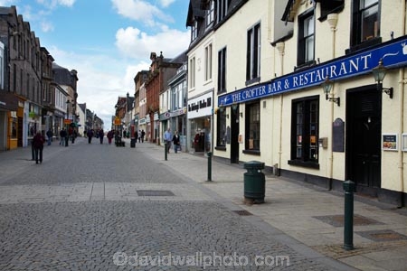 boutique;boutiques;Britain;British-Isles;commerce;commercial;Fort-William;G.B.;GB;Great-Britain;High-Street;Highland;Highlands;retail;retail-store;retailer;retailers;Scotland;Scottish-Highlands;shop;shopper;shoppers;shopping;shops;store;stores;street-scene;street-scenes;U.K.;UK;United-Kingdom