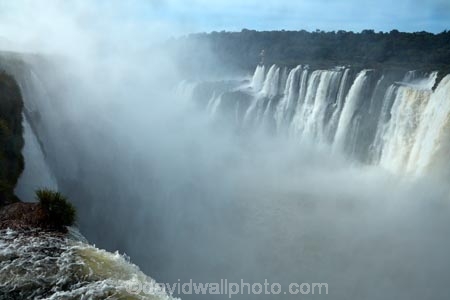 Argentina;Argentine-Republic;border;borders;Brasil;Brazil;cascade;cascades;Cataratas-del-IguazÃº;Devils-Throat;Devils-Throat;fall;falls;Garganta-del-Diablo;Garganta-do-Diabo;Iguacu-Falls;Iguacu-National-Park;Iguacu-River;Iguassu-Falls;Iguassu-National-Park;Iguazu-Falls;Iguazu-N.P.;Iguazu-National-Park;Iguazu-NP;Iguazu-River;IguazÃº-Falls;IguazÃº-N.P.;IguazÃº-National-Park;IguazÃº-NP;IguaÃ§u-Falls;IguaÃ§u-National-Park;Latin-America;Misiones;Misiones-Province;mist;mists;misty;national-park;national-parks;natural;nature;Parana;Parana-State;ParanÃ¡;ParanÃ¡-State;scene;scenic;South-America;spray;Sth-America;The-Iguazu-Falls;tourism;travel;UN-world-heritage-area;UN-world-heritage-site;UNESCO-World-Heritage-area;UNESCO-World-Heritage-Site;united-nations-world-heritage-area;united-nations-world-heritage-site;water;water-fall;water-falls;waterfall;waterfalls;wet;world-heritage;world-heritage-area;world-heritage-areas;World-Heritage-Park;World-Heritage-site;World-Heritage-Sites