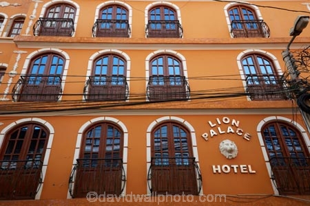 balconies;balcony;Bolivia;building;buildings;capital;Capital-of-Bolivia;Chuqi-Yapu;facade;facades;heritage;historic;historic-building;historic-buildings;historical;historical-building;historical-buildings;history;hotel;hotels;La-Paz;Latin-America;Lion-Palace-Hotel;Nuestra-SeÃ±ora-de-La-Paz;old;pattern;patterns;South-America;Sth-America;The-Americas;tradition;traditional;window;windows