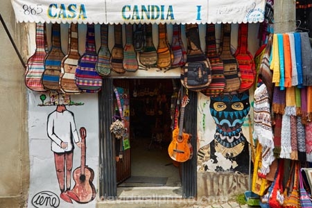 artisan-shops;Bolivia;capital;Capital-of-Bolivia;Casa-Candia;Chuqi-Yapu;commerce;commercial;craft-market;craft-markets;Curio-and-Handcraft-Market;Curio-and-Handicraft-Market;curio-market;Curio-Markets;El-Mercardo-de-las-Brujas;guitar-case;guitar-cases;handcraft;Handcraft-Market;Handcraft-Markets;handcrafts;handicraft;Handicraft-Market;Handicraft-Markets;handicrafts;La-Hechiceria;La-Paz;Latin-America;market;market-place;market-stall;market-stalls;market_place;marketplace;marketplaces;markets;Melchor-Jimenez;Mercardo-de-las-Brujas;music-instruments;music-shop;music-shops;Nuestra-Señora-de-La-Paz;retail;retailer;retailers;shop;shopping;shops;South-America;souvenir;souvenir-market;Souvenir-Markets;souvenirs;stall;stalls;steet-scene;Sth-America;street-scenes;The-Americas;The-Witches-Market;tourist-market;tourist-markets;Witches-Market;Witches-Market