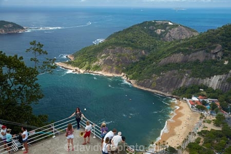 Brasil;Brazil;Brazilian;Brazilians;coast;coastal;coastline;coastlines;Latin-America;Pao-de-Acucar;people;person;Praia-Vermelha;PÃ£o-de-AÃ§Ãºcar;Red-Beach;Rio;Rio-de-Janeiro;sea;seas;shore;shoreline;shorelines;shores;South-America;Sth-America;Sugar-Loaf;Sugar-Loaf-Mountain;Sugarloaf;Sugarloaf-Mountain;tourism;tourist;tourists;travel;water