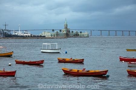 BaÃ­a-de-Guanabara;boat;boats;Brasil;Brazil;bridge;bridges;Fiscal-Island;Fiscal-Island-Palace;Guanabara-Bay;Ilha-Fiscal;infrastructure;Latin-America;Ponte-Presidente-Costa-e-Silva;Ponte-Rio_Niteroi;Ponte-Rio_NiterÃ³i;President-Costa-e-Silva-Bridge;Rio;Rio-de-Janeiro;Rio_Niteroi-Bridge;Rio_NiterÃ³i-Bridge;road-bridge;road-bridges;South-America;Sth-America;traffic-bridge;traffic-bridges;transport;wooden-boat;wooden-boats