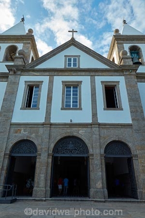 1590;abbey;abbeys;Benedictine-Abbey;Brasil;Brazil;building;buildings;Centro;he-Abbey-of-Out-Lady-of-Montserrat;heritage;historic;historic-building;historic-buildings;historical;historical-building;historical-buildings;history;Igreja-Nossa-Senhora-de-Montserrate;Latin-America;Mosteiro-de-SÃ£o-Bento;old;Rio;Rio-de-Janeiro;South-America;Sth-America;tradition;traditional