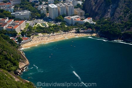 aerial;aerial-image;aerial-images;aerial-photo;aerial-photograph;aerial-photographs;aerial-photography;aerial-photos;aerial-view;aerial-views;aerials;beach;beaches;Brasil;Brazil;coast;coastal;coastline;coastlines;Latin-America;Praia-Vermelha;Red-Beach;Rio;Rio-de-Janeiro;sea;seas;shore;shoreline;shorelines;shores;South-America;Sth-America;Urca;water