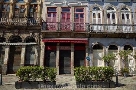 Brasil;Brazil;building;buildings;Centro;heritage;historic;historic-building;historic-buildings;historical;historical-building;historical-buildings;history;Lapa;Latin-America;old;R.-do-Lavradio;Rio;Rio-de-Janeiro;Rua-do-Lavradio;South-America;Sth-America;tradition;traditional