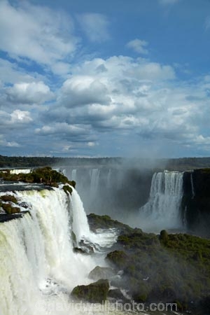 Argentina;border;borders;Brasil;Brazil;cascade;cascades;Cataratas-del-Iguazú;fall;falls;Iguacu-Falls;Iguacu-National-Park;Iguacu-River;Iguassu-Falls;Iguassu-National-Park;Iguazu-Falls;Iguazu-National-Park;Iguazu-River;Iguazú-Falls;Iguazú-National-Park;Iguaçu-Falls;Iguaçu-National-Park;Latin-America;Misiones;Misiones-Province;mist;mists;misty;national-park;national-parks;natural;nature;Parana;Parana-State;Paraná;Paraná-State;Salto-Floriano;scene;scenic;South-America;spray;Sth-America;The-Iguazu-Falls;tourism;travel;UN-world-heritage-area;UN-world-heritage-site;UNESCO-World-Heritage-area;UNESCO-World-Heritage-Site;united-nations-world-heritage-area;united-nations-world-heritage-site;water;water-fall;water-falls;waterfall;waterfalls;wet;world-heritage;world-heritage-area;world-heritage-areas;World-Heritage-Park;World-Heritage-site;World-Heritage-Sites