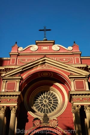 1785;basilica;Basilica-de-la-Merced;basilicas;building;buildings;capital-cities;capital-city;Capital-of-Chile;cathedral;cathedrals;Chile;christian;christianity;church;churches;faith;heritage;historic;historic-building;historic-buildings;historical;historical-building;historical-buildings;history;Latin-America;old;place-of-worship;places-of-worship;religion;religions;religious;Santiago;Santiago-de-Chile;South-America;Sth-America;The-Americas;tradition;traditional