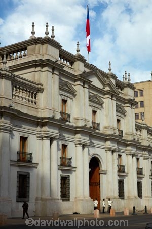 building;buildings;capital-cities;capital-city;Capital-of-Chile;Chile;Chile-Flag;Chilean;Chilean-Flag;facade;guard;guards;heritage;historic;historic-building;historic-buildings;historical;historical-building;historical-buildings;history;La-Moneda;Latin-America;military;military-guard;military-guards;old;palace;Palace-of-the-Currency;palaces;Palacia-Le-Moneda;Palacio-de-La-Moneda;Plaza-de-la-Constitucion;Plaza-de-la-ConstituciÃ³n;Presidential-Palace;Santiago;Santiago-de-Chile;soldier;soldiers;South-America;Sth-America;The-Americas;tradition;traditional