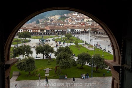 arch;arches;Peruvian;Peruvians;building;buildings;christian;christianity;church;Church-of-the-Society-of-Jesus;churches;Cusco;Cuzco;faith;heritage;historic;historic-building;historic-buildings;historical;historical-building;historical-buildings;history;Iglesia-de-la-Compania;Iglesia-De-La-Compania-De-Jesus;Iglesia-de-la-CompaÃ±Ã­a;Iglesia-de-la-CompaÃ±Ã­a-de-JesÃºs;Latin-America;old;Parade-Square;people;person;Peru;place-of-worship;places-of-worship;plaza;Plaza-de-Armas;Plaza-Mayor;Plaza-Mayor-del-Cusco;Plaza-Mayor-del-Cuzco;plazas;religion;religions;religious;Republic-of-Peru;South-America;Square-of-the-Warrior;Sth-America;tradition;traditional;UN-world-heritage-area;UN-world-heritage-site;UNESCO-World-Heritage-area;UNESCO-World-Heritage-Site;united-nations-world-heritage-area;united-nations-world-heritage-site;Weapons-Square;world-heritage;world-heritage-area;world-heritage-areas;World-Heritage-Park;World-Heritage-site;World-Heritage-Sites