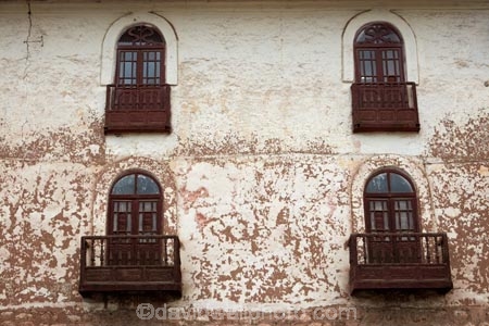 arched-window;arched-windows;balconies;balcony;building;buildings;Cusco;Cuzco;heritage;historic;historic-building;historic-buildings;historical;historical-building;historical-buildings;history;Latin-America;old;Peru;Republic-of-Peru;South-America;Sth-America;tradition;traditional;UN-world-heritage-area;UN-world-heritage-site;UNESCO-World-Heritage-area;UNESCO-World-Heritage-Site;united-nations-world-heritage-area;united-nations-world-heritage-site;window;windows;world-heritage;world-heritage-area;world-heritage-areas;World-Heritage-Park;World-Heritage-site;World-Heritage-Sites